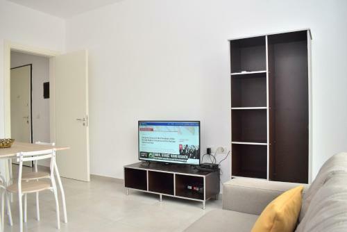 Rose Apartment - 240