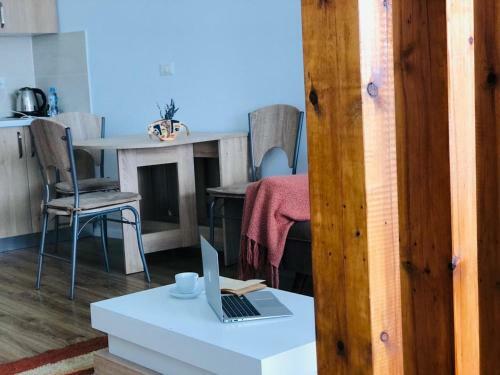 Opera Apartments - Choose Balkans