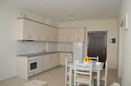 Sejdi Apartments