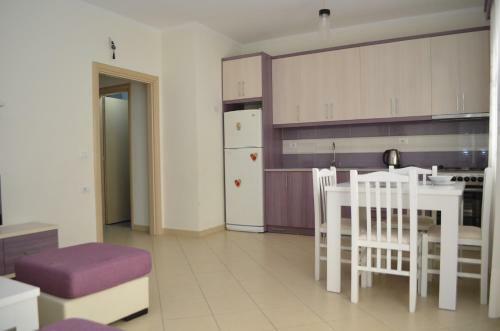 Sejdi Apartments
