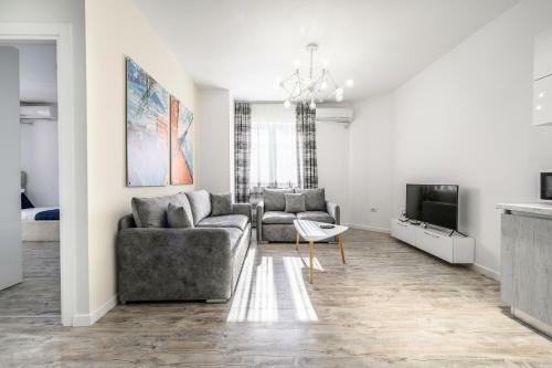 Luxury Apartment Skanderbag Square
