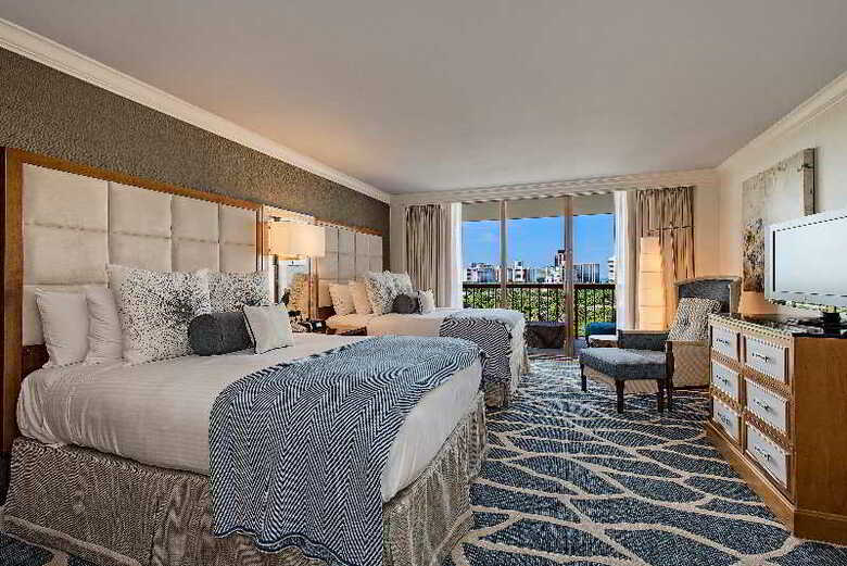 Hotel Naples Grande Beach Resort