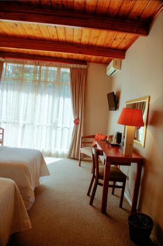 Hostal Adagio Guest House