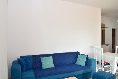 Sea View Apartment - 007