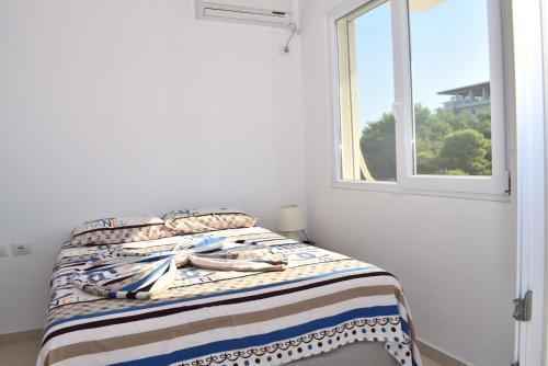 Sea View Apartment - 007
