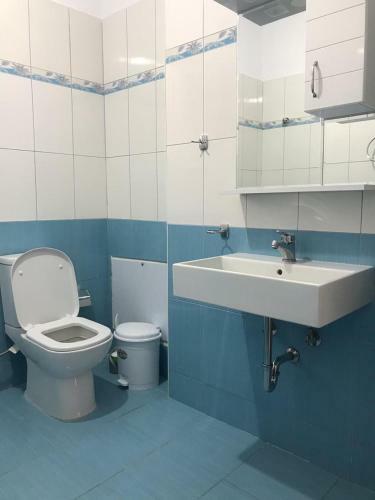 Hostal Villa Leni Oruci