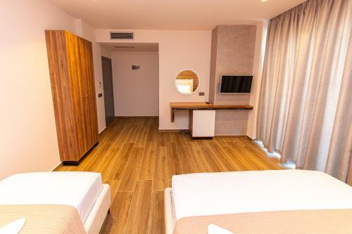Hotel Utopia