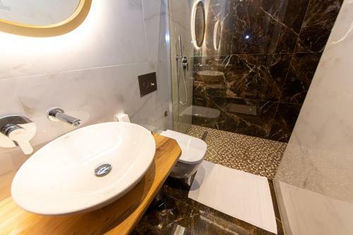 Hotel Utopia