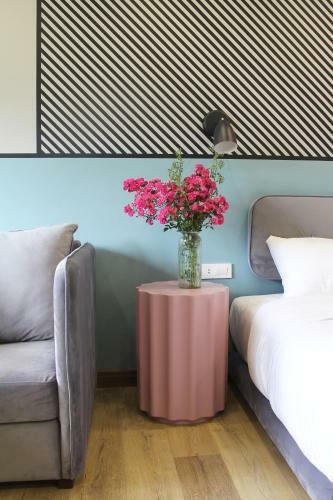Hover Boutique Hotel