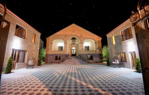 Royal Palace Hotel