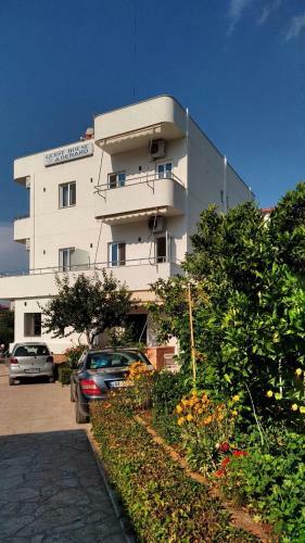Hostal Guest House Gerard