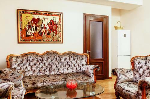 1 Bedroom Apartment On Byuzand Street