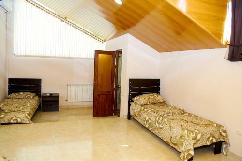 Hostal Cascade Sarmeni 33