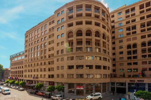 Stay Inn-royal Suite Apartments