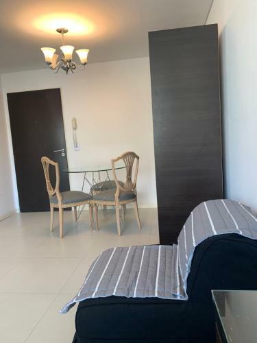 Apartamento Eugene Olivos Al Rio, Temporal