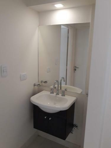 Apartamento C�modo Y Vers�til En Casco Hist�rico