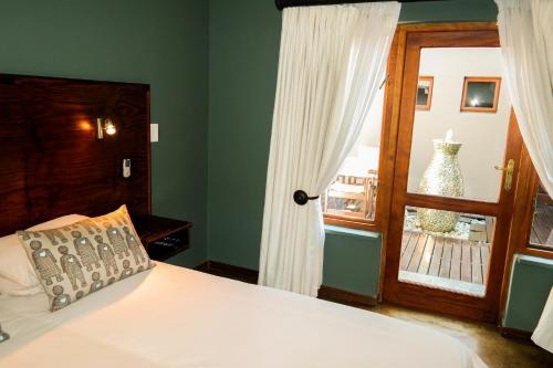 Hostal About Guest Lodge
