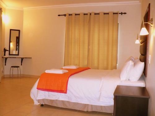 Apartamentos Palm Valley Inn