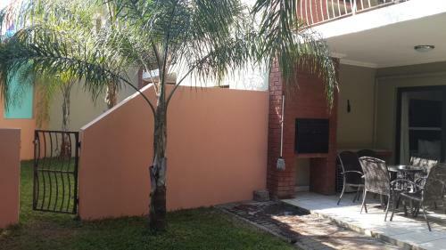 Apartamentos Palm Valley Inn
