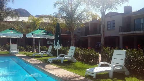 Apartamentos Palm Valley Inn