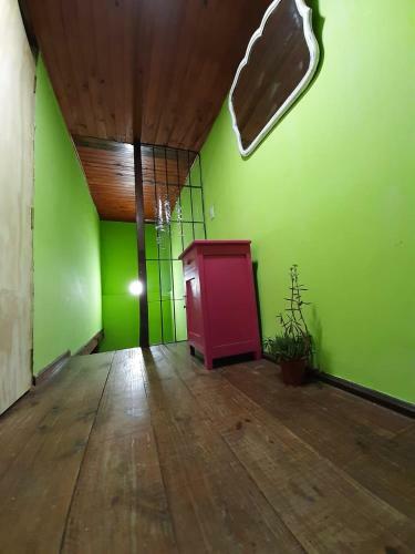 Instalate Hostel