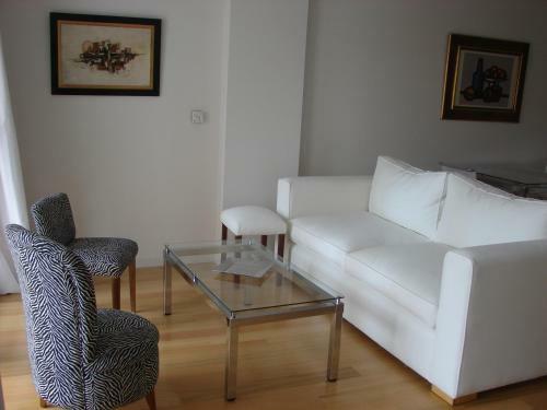 Apartamento Encantador E Impecable Depto. Con Cochera