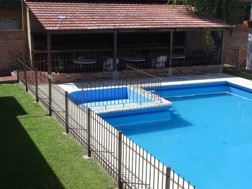 Apartamento Departamento German En Complejo Suqu�a