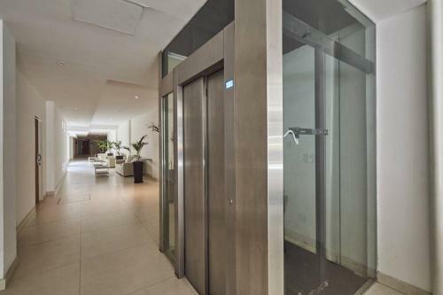 Apartment In Monserrat