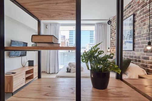 Apartment In Monserrat