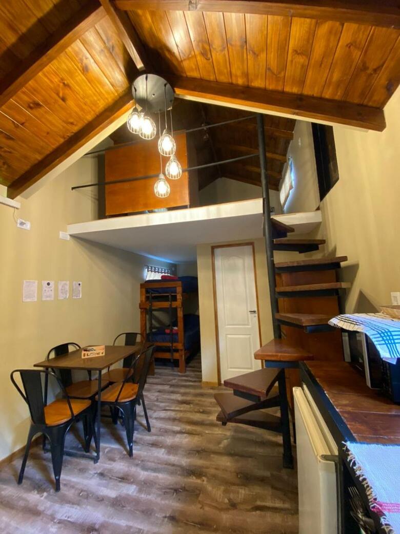 Hotel Hostel El Paredon