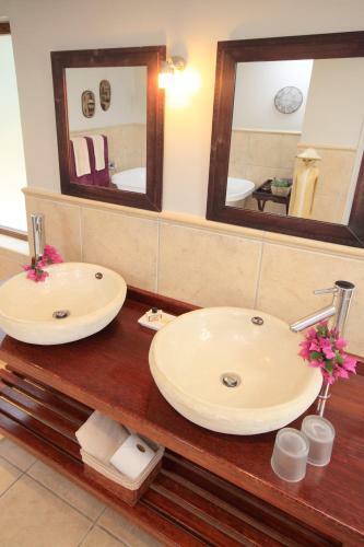 Hostal Thatchwood Country Lodge