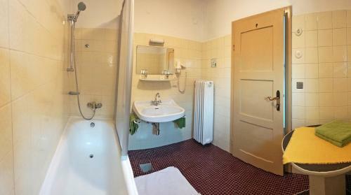Hotel Gasthof Zacherlbr�u
