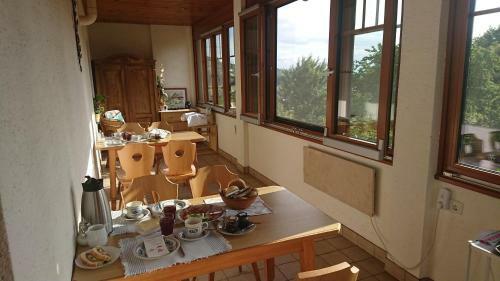 Hostal G�stehaus Der Gamser Winzerstube