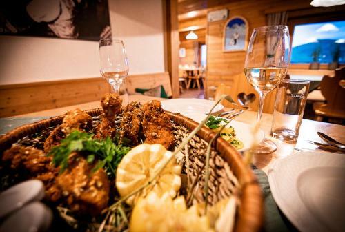 Hostal Berghaus Tirol