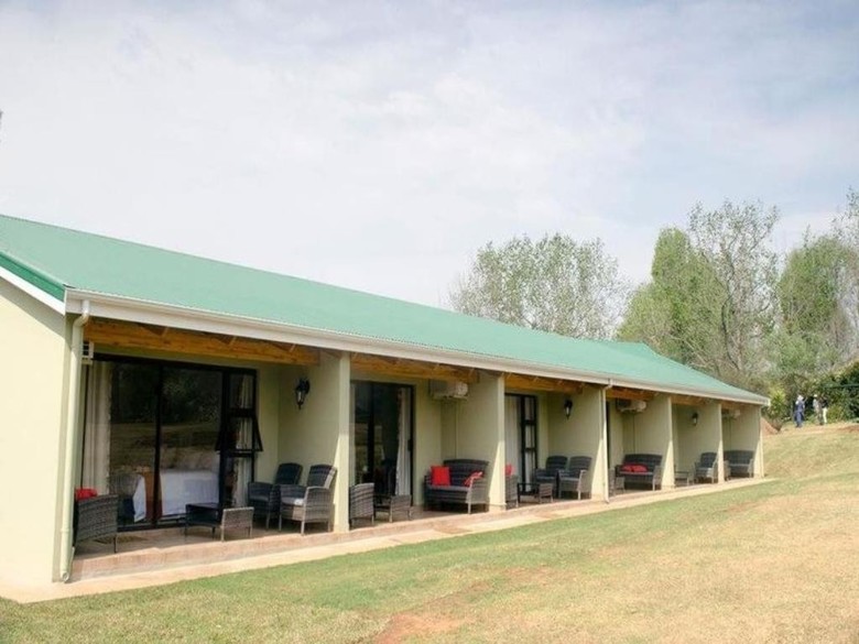 Hotel Gooderson Monks Cowl Golf Resort