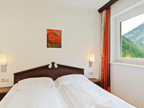 Attractive Apartment In Zwieselstein With Balcony