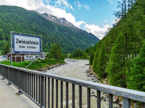 Elegant Apartment In Zwieselstein With Balcony