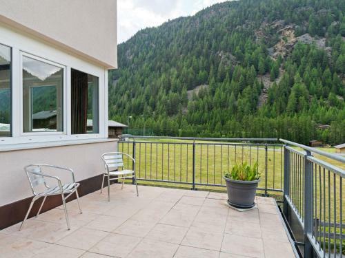 Hilltop Apartment In Zwieselstein With Terrace