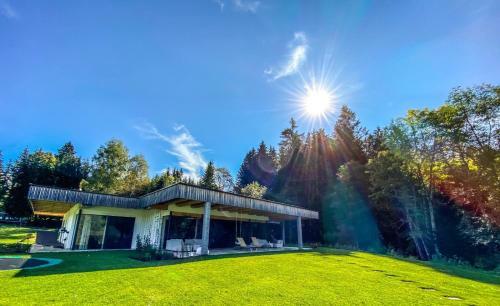Villa Ferienhaus Am See Mit Sauna Und Whirlpool