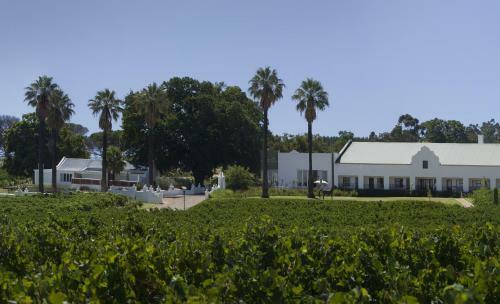 Hostal Val Du Charron Guest House & Wine Estate