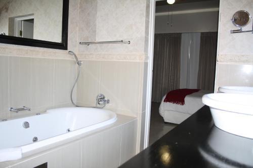 Bed & Breakfast Ohannas Bnb & Self Catering