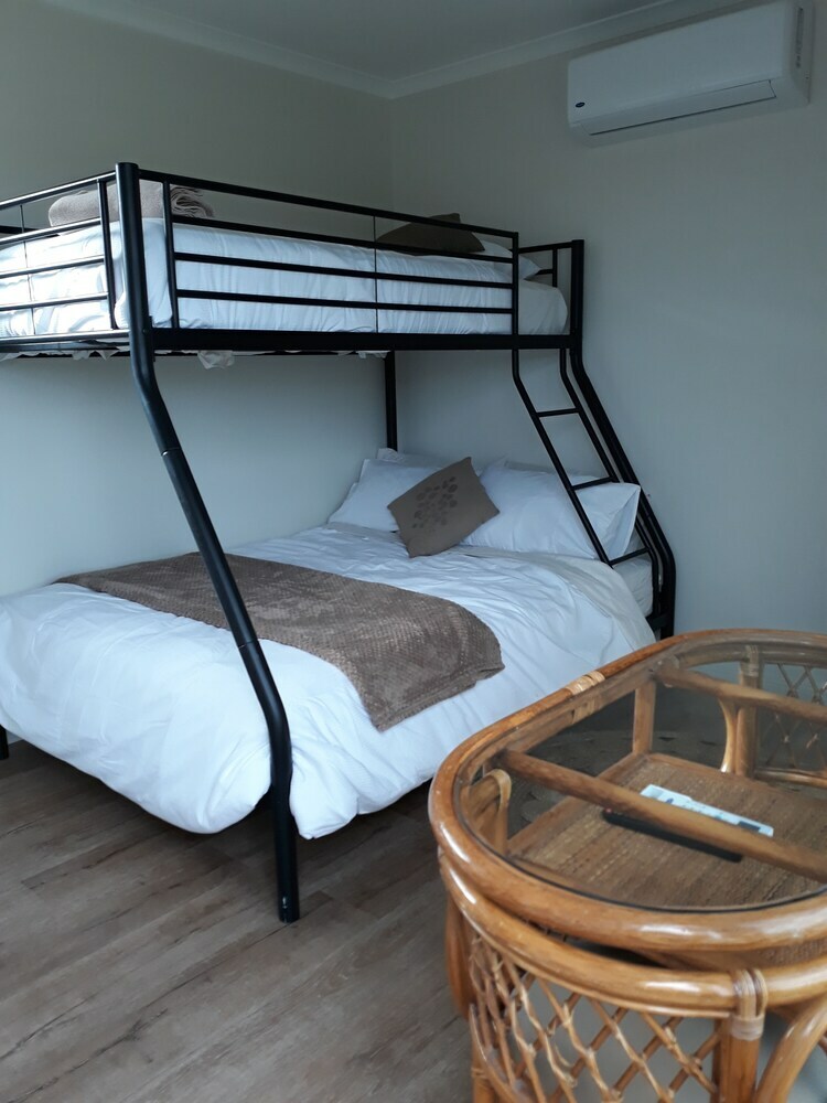 Bed & Breakfast Aligning Health Retreat & Day Spa