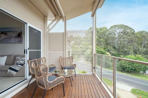 Water View Home- Minutes To Town