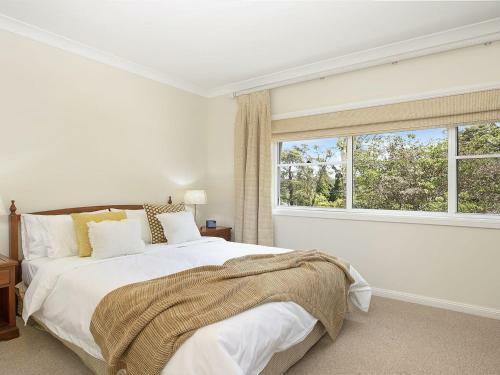Hillview Cottage - Classic Country Comfort And Charm