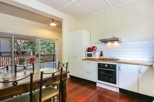 Walk To The Gabba Charming Character Home