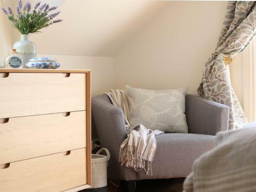 Duncraig House - Open Fireplace, Spa, Pet Friendly