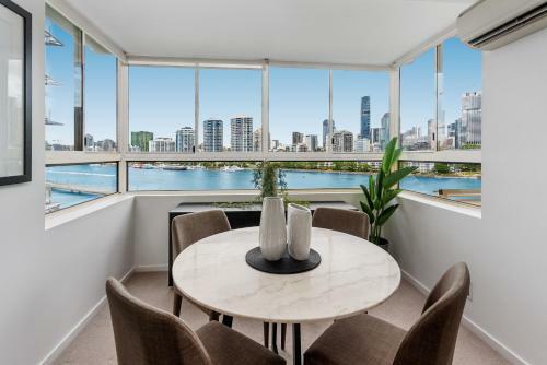 Apartamento Riverside Studio With Pool, Gym And Parking Near Cbd