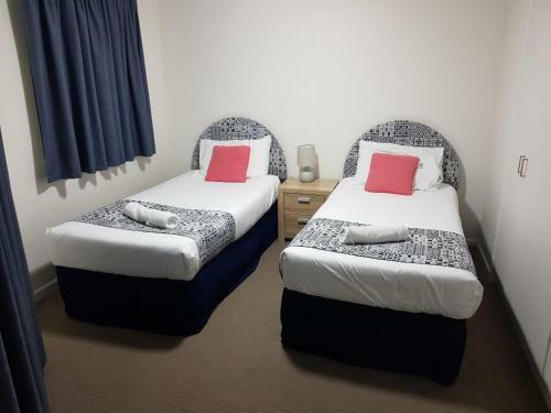 Kings Way Apartments