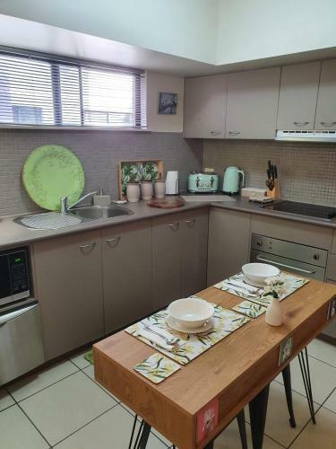 Jackies City Central Apartment