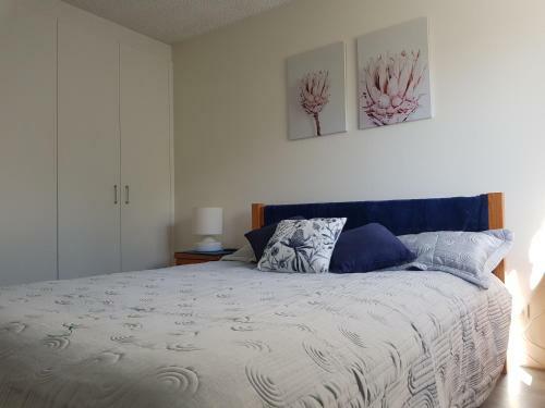 Apartamento Kings Beach Ocean Front Views Private Balcony Overlooking Kings Beach